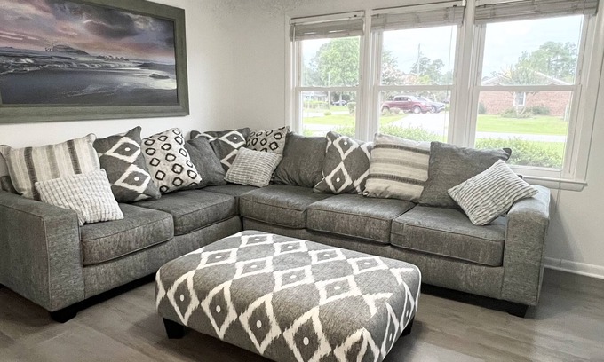 Kings Grant Casa | Getaway near UNCW, Downtown, & the Beach
