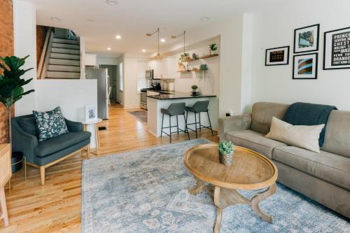 Historic Downtown Lancaster Casa | Getaway on Grant heart of Downtown with parking
