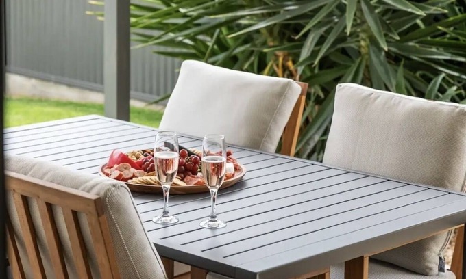 Mount Gambier Casa | Getaway On Wallace. nPet friendly.