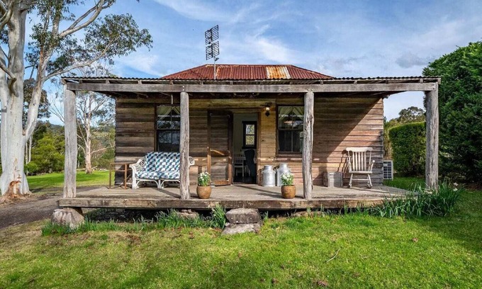 Kangaroo Valley Cabina | Getawayz NSW - Scribbly Gum Cottage - Rustic, Picturesque, Romantic - Kangaroo Valley