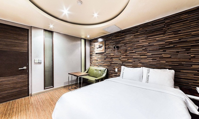 Geumjeong-dong Hotel | Geumjeong Regency