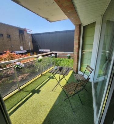 Ganshoren Apartamento | Gezellig verblijf met balkon