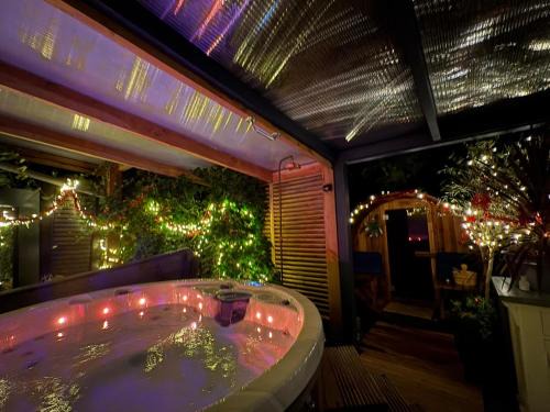 Den Ham Villa | Gezellige Ruime Villa incl Hottub Sauna en Gamesroom