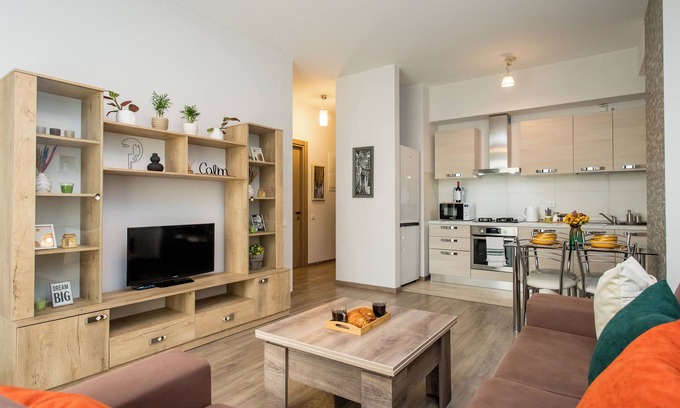 Saburtalo Apartamento | GG Home – Cozy 1BR with City & Mtatsminda Views