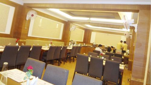 Nedumbassery Cabina | Gg Residency
