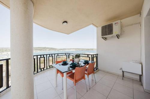 Għadira Apartamento | Ghadira Bay 2bed With Seaviews By Homely!