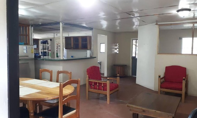 Almirante Chalet De Esquí | Gia's Garage & Home for Bocas travelers