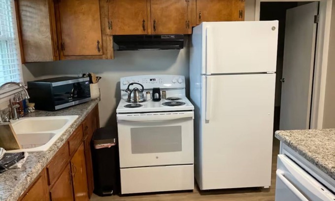 East Florence Casa | Giddy Up on Spurr Street!