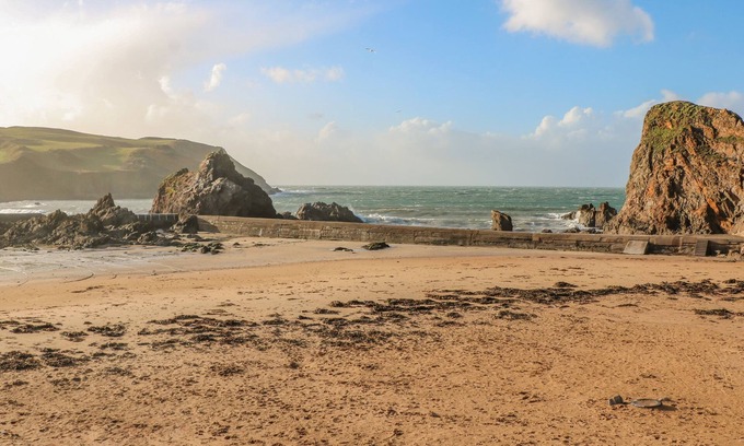 Hope-Cove Cabaña | Gilly's Cottage