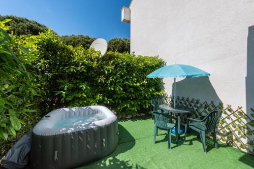 Eraclea Mare Apartamento | Ginestra Deluxe Idromassaggio privato e piscina