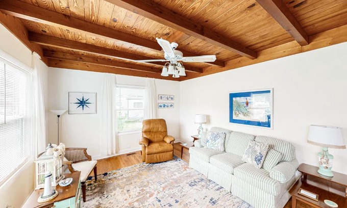 Long Beach Casa | Ginny's Coastal Cottage