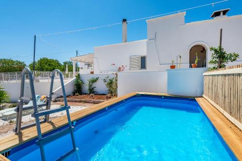 Martina Franca Apartamento | Gioberti 20 I Trulli With Pool - Happy Rentals