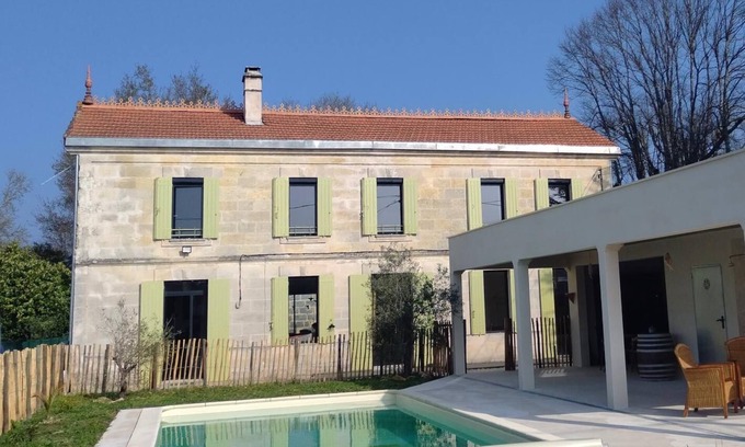 Les Eglisottes-et-Chalaures Casa | GITE LA CAQUETOIRE - 10 PEOPLE