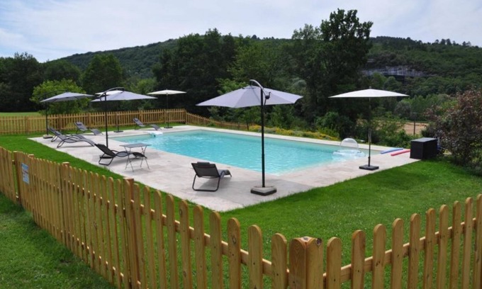 Les Eyzies Casa | gite les 7 frerès 4 personas con piscina
