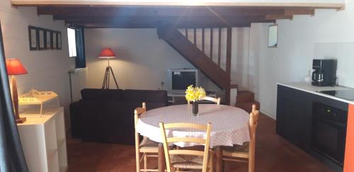 Bourbriac Cama Y Desayuno | gite 2 ou 3 personnes - campagne