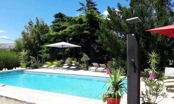 Sainte-Maure-de-Touraine Cabaña | ALOJAMIENTO con PISCINA CLIMATIZADA Sesión de SPA Entre FUTUROSCOPIO ZEA BELLEZA