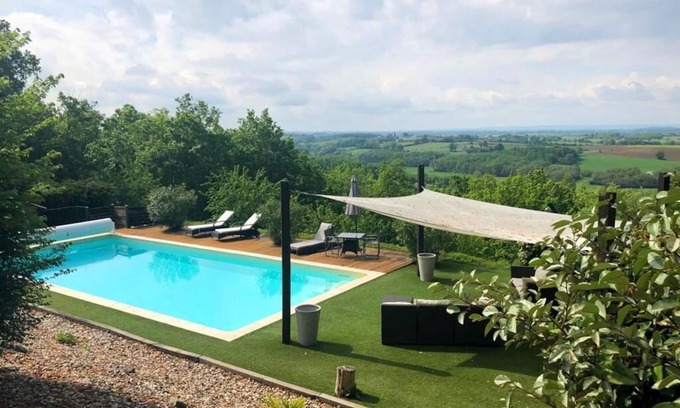 Carlus Casa | Gite 6 p, swimming pool and countryside, in Albi under the Tarn sun