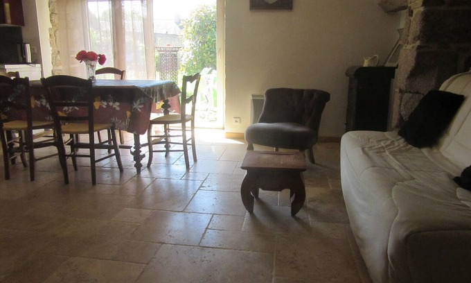 Nevez Casa | Gite Alcove in a farmhouse beach and coastal path on foot
