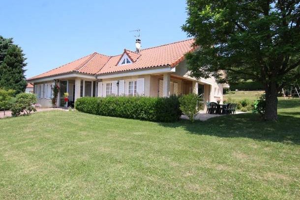 Arsac-en-Velay Casa | 320 m² Gîte ∙ 7 habitaciones ∙ 12 personas
