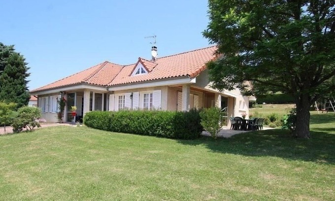 Arsac-en-Velay Casa | Casa rural Arsac-en-Velay, 7 dormitorios, 12 personas