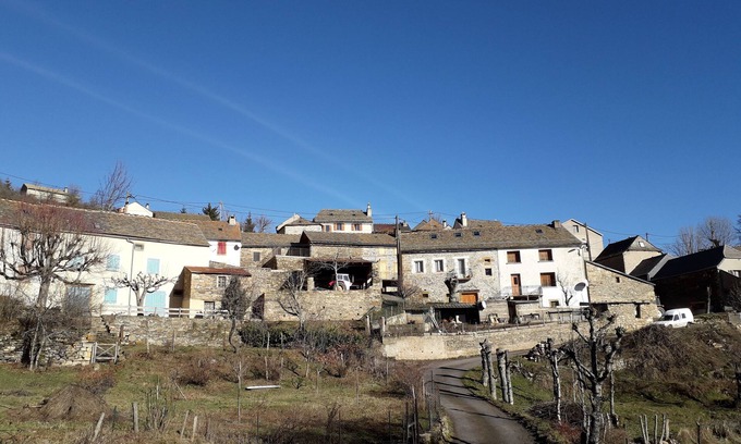 Cubieres Casa | cottage at the foot of Mont lozère week WK or at night 6 beds STEVENSON