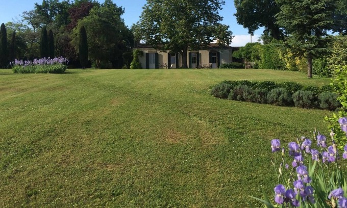 Cubzac-les-Ponts Casa | Gite Bellevue - Cubzac-les-ponts