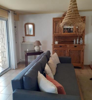 Chateauneuf-de-Gadagne Apartamento | Gite Bienvenue Lili