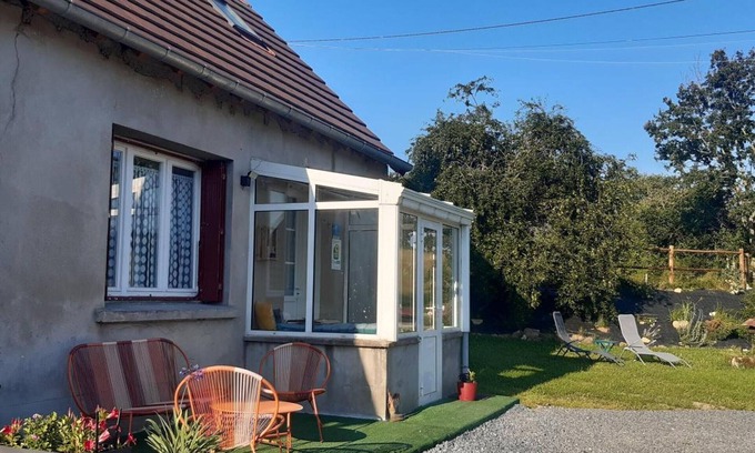 Buxieres-les-Mines Cabaña | Gite Buxières-les-Mines, 2 bedrooms, 4 persons