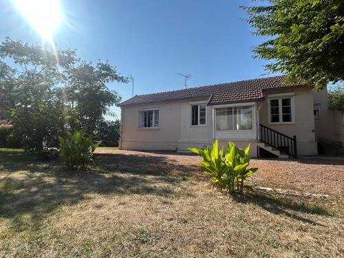 Chateauroux Casa | Gite Chantilly quartier Hippodrome
