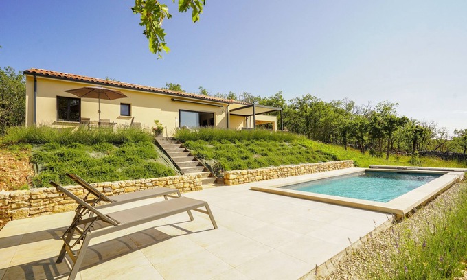 Vers Casa | Gite de Chantecoucou - Piscine privative et vue imprenable