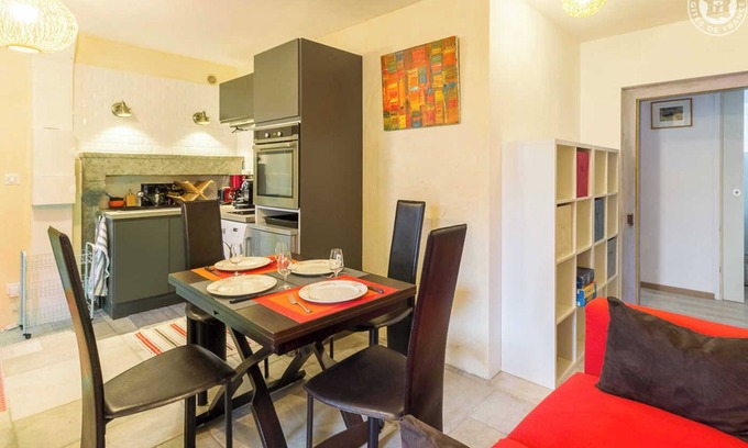 Barby Casa | GITE DE L'ECOLE - NIVEOLE