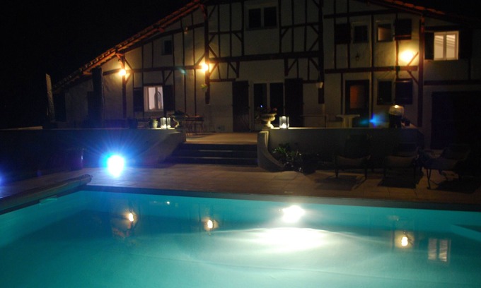 Garrey Casa | Gite de la BARTHE con piscina climatizada