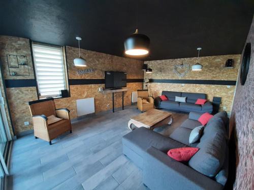 Chambretaud Casa | Gite de la Mariée à 7mn du puy du F0U