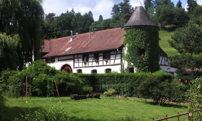 Liepvre Otro | Gite de la tour Domaine d'Estary
