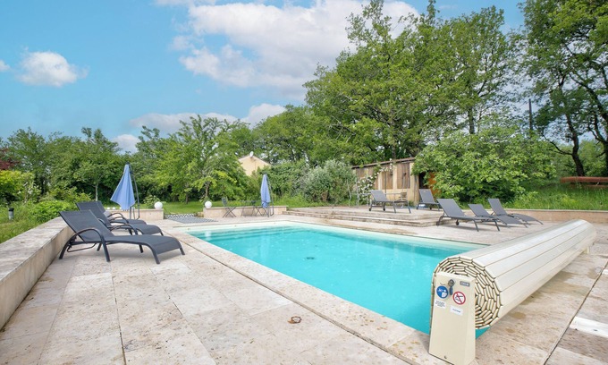 Cladech Casa | Casa de vacaciones 'Gîte Déodatus Avec Piscine' con piscina compartida, Wi-Fi y aire acondicionado