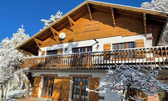 Labaroche Chalet De Esquí | Gîte du Cerf Blanc, Spacious & recently renovated for up to 14 people