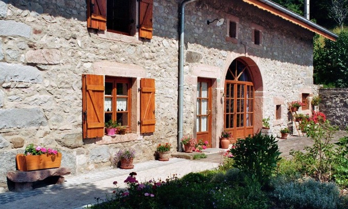 Le Tholy Apartamento | Gîte del Champ du Bois: Confort en el corazón de los Vosgos