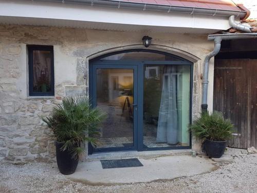 Dole Casa | Gite du Cours St Mauris Authentique et moderne