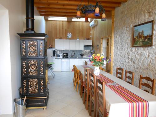 Hotonnes Casa | Gite du Cret