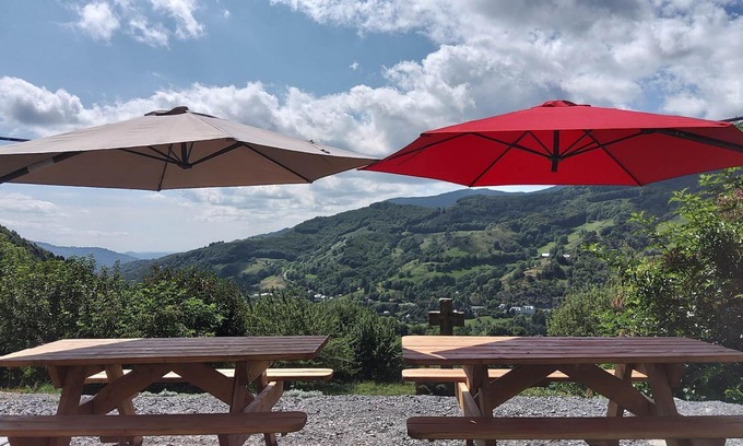 Saint-Jacques-des-Blats Cabaña | Gite 8-12 people quiet locality 13 minutes from the slopes