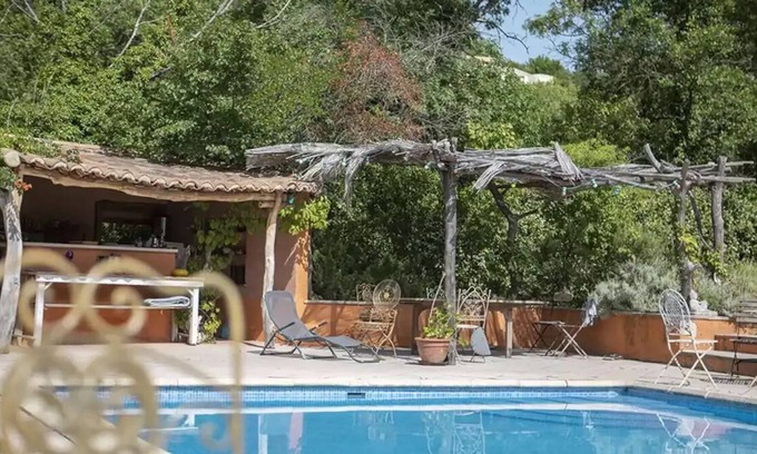 Roche-Saint-Secret Casa | Vrbo Property