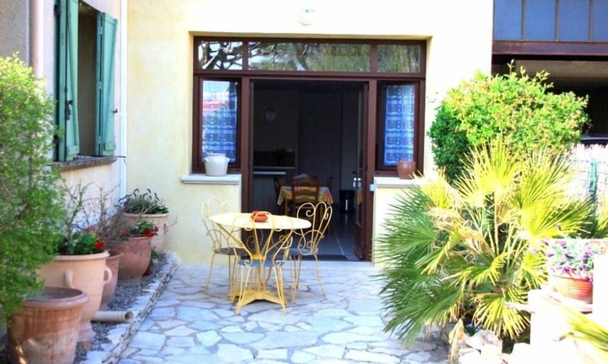 Saint-Saturnin-les-Avignon Cabaña | Casa rural 2/3 personas a 10 km de Aviñón