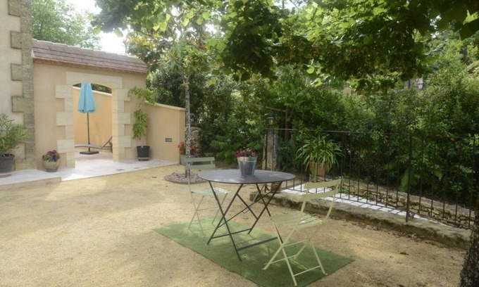 Sainte-Alvere Cabaña | Gite ground floor house 200 m from the village, swimming pool