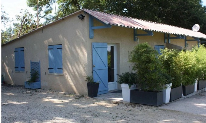 Laree Cabaña | Gîte 'Gite Iago' with Private Terrace, Shared Garden and Wi-Fi