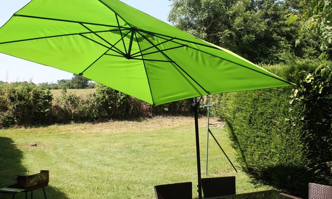 Fresne-la-Mere Casa | Gîte Goulet sleeps 5 just a stone's throw from Suisse Normande!