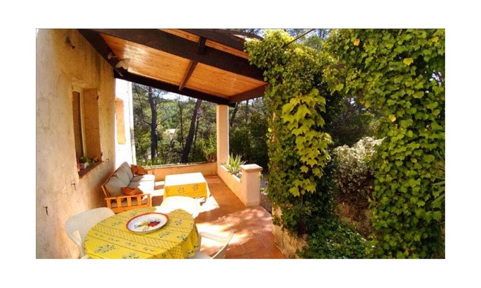 Salernes Cabaña | Gîte in a peaceful setting between olive trees and swimming pool