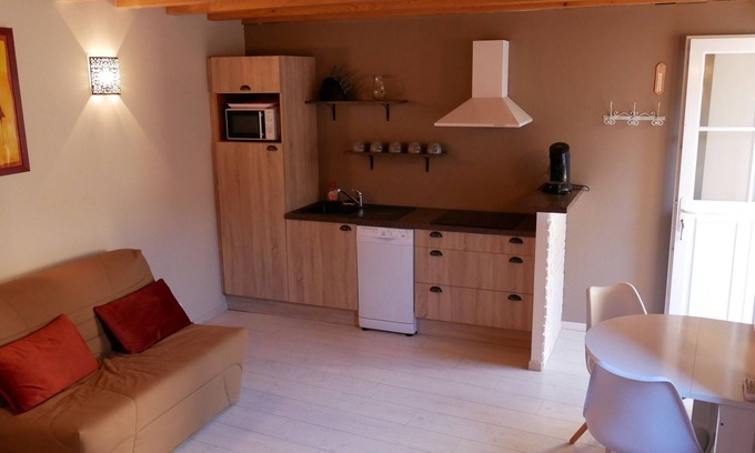 Lanas Casa | Casa rural en Lanas para 2 a 3 personas a 100 metros del río Ardèche