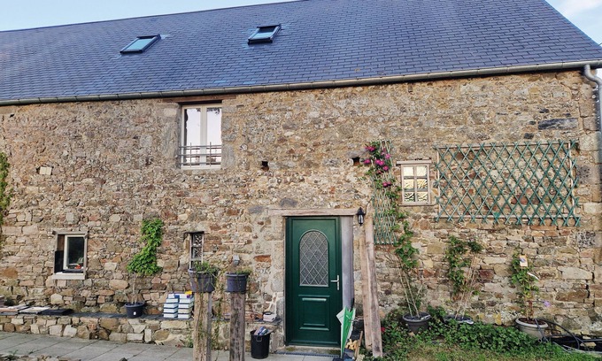 Nicorps Casa | Gîte in Normandy with llamas - ideal for families and groups, 8 to 10 people.
