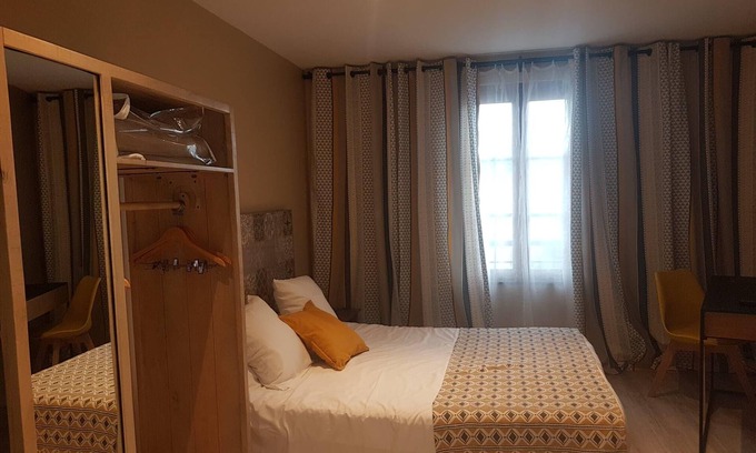 Belleville-sur-Loire Apartamento | Gite in the heart of the village