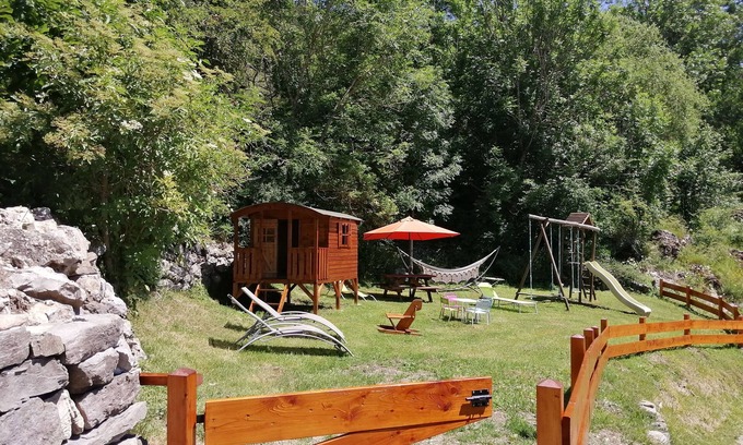 Saint-Etienne-en-Devoluy Cabaña | Bonita casa de campo en las montañas. Super vista, jardín, Wifi. Garaje. Masajes. Cerca de esquiar.
